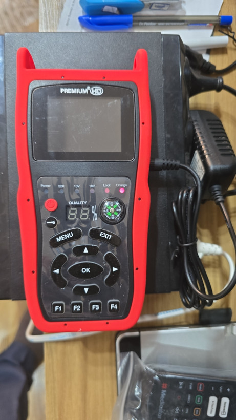 جستجوگر سیگنال و تصویر پرمیوم مدل Finder Premium HD 9020